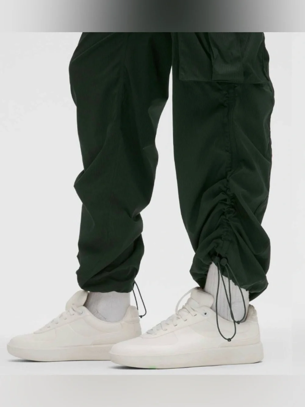 Lululemon Dance Studio Relaxed Fit MidRise Cargo Pant Sz XS Rainforest Green NWT - Picture 4 of 4